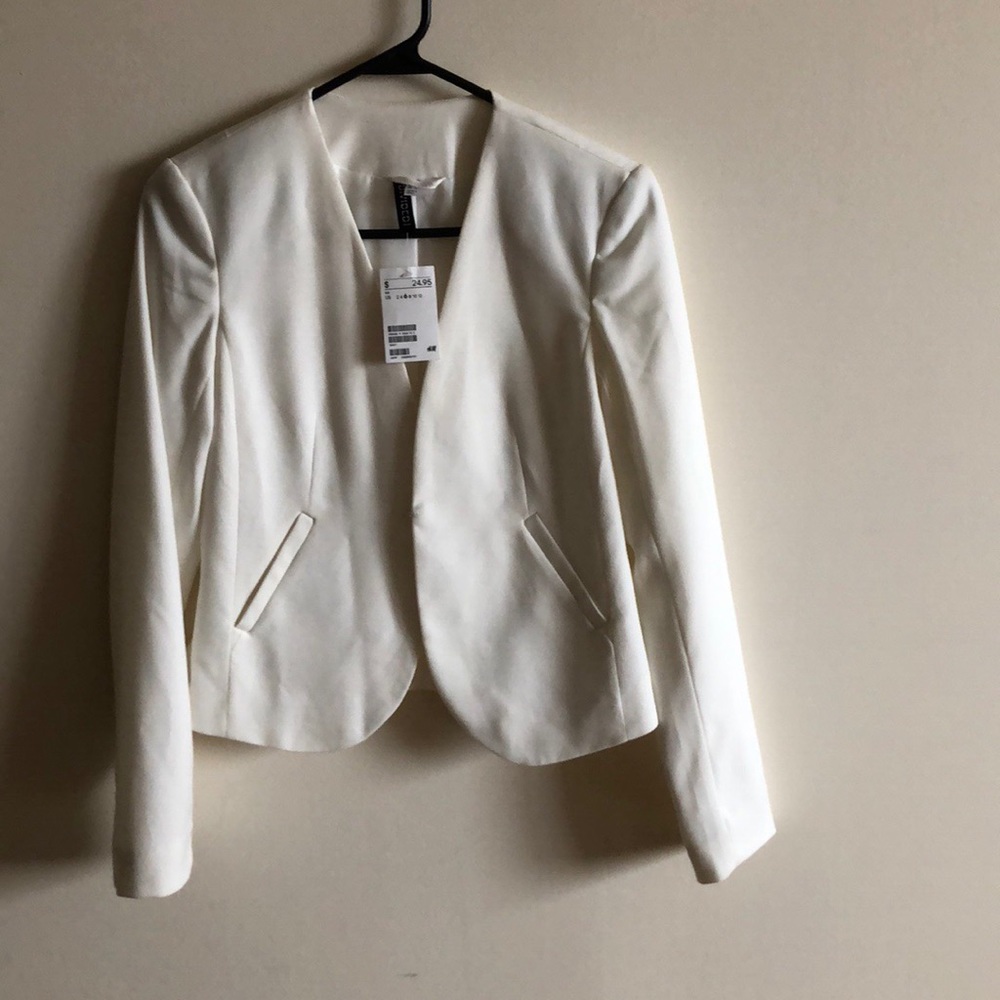 H + M white hook blazer NWT never worn